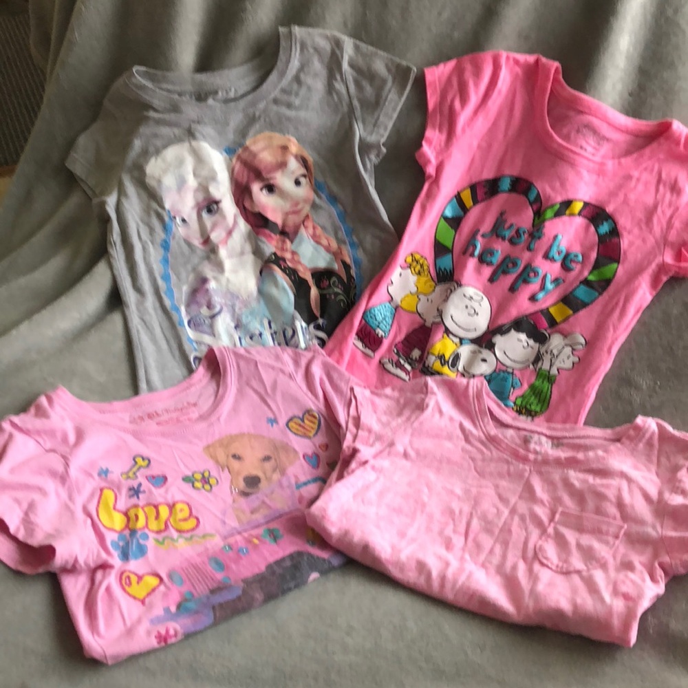 A lot of 4 misc t-shirts 👀👀 adorable ❤️